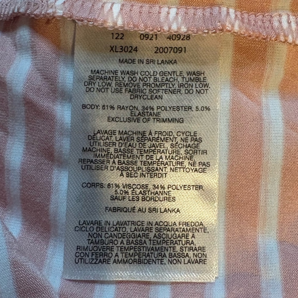 Columbia Women's Xs Pink and White Striped V-Neck Top - Picture 7 of 7